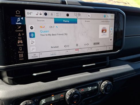 Used 2026 Jeep Wrangler Sahara image 15