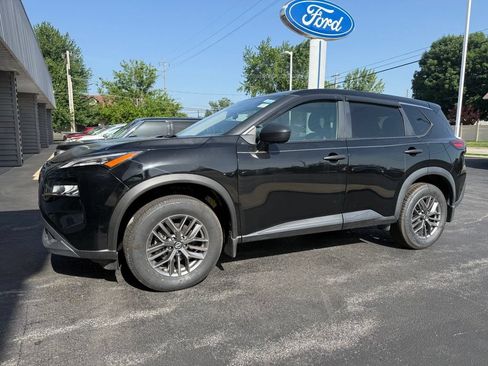 Used 2021 Nissan Rogue S AWD/4WD image 1