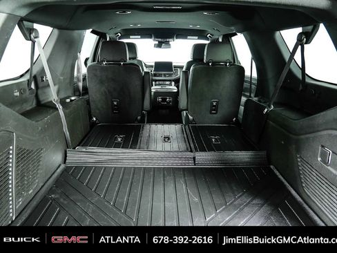 Used 2023 GMC Yukon XL SLT AWD/4WD image 68