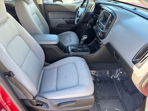 Used 2022 Chevrolet Colorado W/T w/ Custom Special Edition image 15