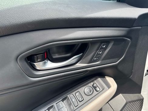 Used 2023 Honda Accord EX-L image 16