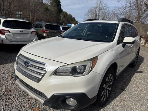 Used 2017 Subaru Outback 2.5i Limited image 9