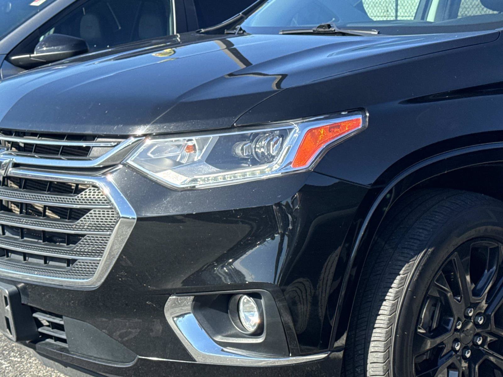 Used 2020 Chevrolet Traverse Premier FWD image 4