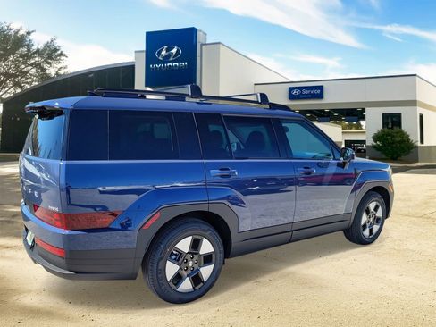 Used 2026 Hyundai Santa Fe SEL FWD image 3