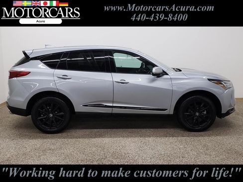 New 2026 Acura RDX Base image 2