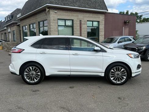 Used 2020 Ford Edge Titanium w/ Equipment Group 301A AWD/4WD image 4