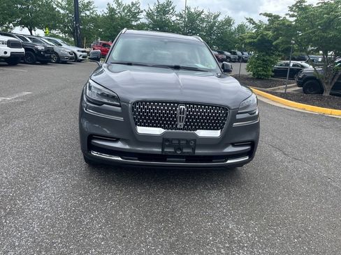 Used 2022 Lincoln Aviator Reserve w/ Equipment Group 201A AWD/4WD image 2