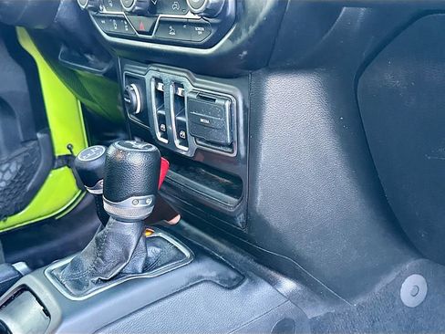 Used 2021 Jeep Wrangler Willys image 30