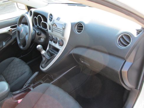 Used 2009 Pontiac Vibe image 44