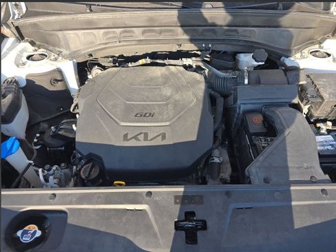 Used 2022 Kia Telluride S image 24