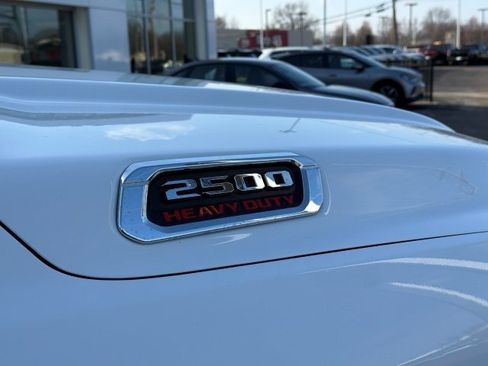 Used 2022 RAM 2500 Tradesman w/ Chrome Appearance Group image 8