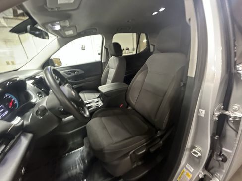 Certified 2021 Chevrolet Traverse LS image 20