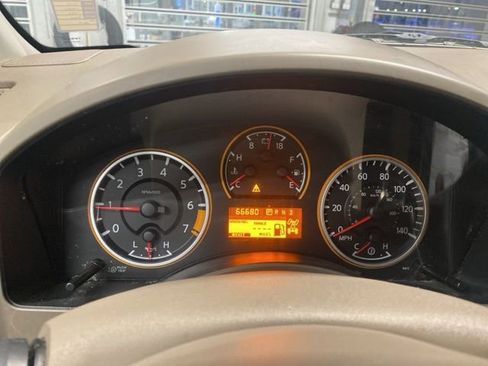 Used 2015 Nissan Titan SV w/ SV Value Truck Package image 13