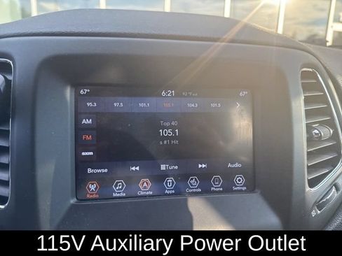 Used 2018 Jeep Compass Latitude w/ Popular Equipment Group AWD/4WD image 24