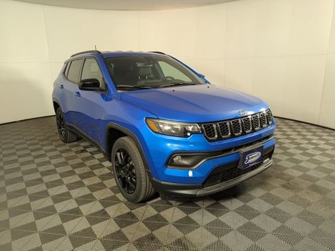 New 2025 Jeep Compass Latitude w/ Altitude Special Edition image 5