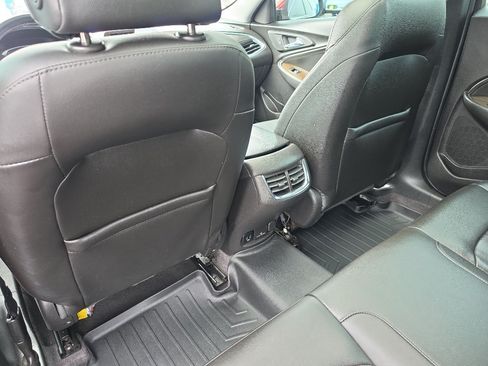 Certified 2017 Chevrolet Malibu Premier w/ Premier Sun and Wheel Package FWD image 17