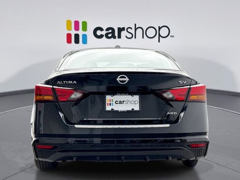 Used 2023 Nissan Altima 2.5 SV AWD/4WD image 4