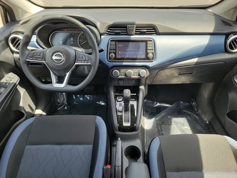 Used 2025 Nissan Versa SV w/ Trunk Package FWD image 13