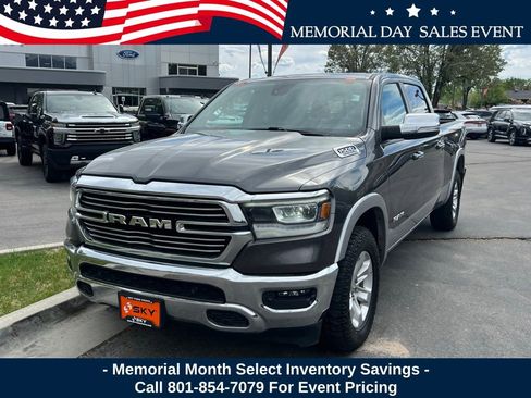 Used 2020 RAM 1500 Laramie AWD/4WD image 2