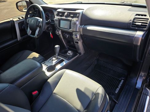 Used 2018 Toyota 4Runner SR5 Premium AWD/4WD image 15