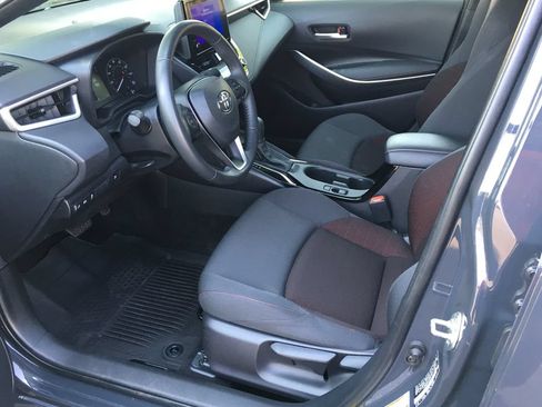 Used 2025 Toyota Corolla SE AWD/4WD image 21