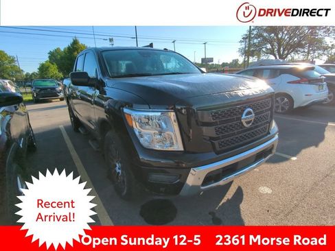 Used 2021 Nissan Titan SV w/ SV Convenience Package AWD/4WD image 1