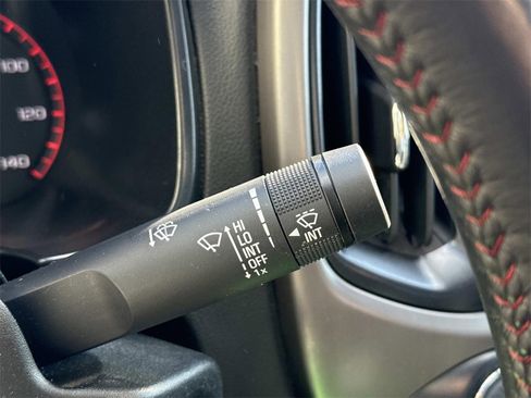 Used 2016 GMC Canyon SLE w/ All Terrain Package image 27