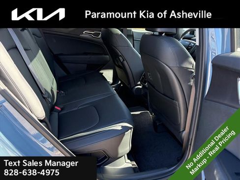 New 2026 Kia Sportage EX image 22
