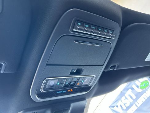 Used 2025 Ford F150 Raptor AWD/4WD image 28