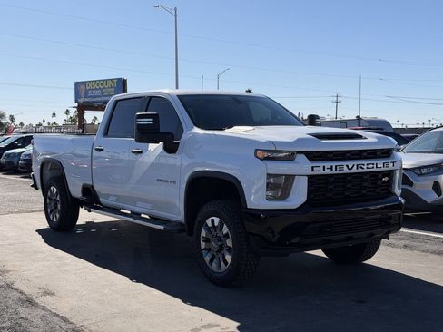 Used 2022 Chevrolet Silverado 2500 Custom w/ Custom Convenience Package image 13