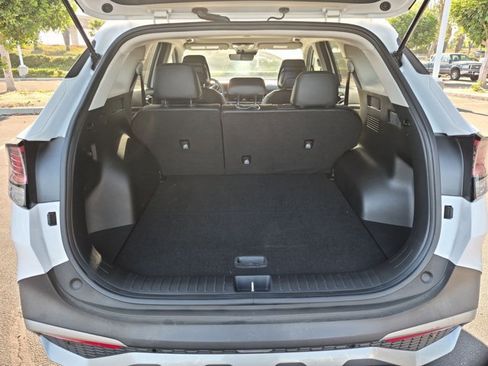 Used 2023 Kia Sportage EX FWD image 6