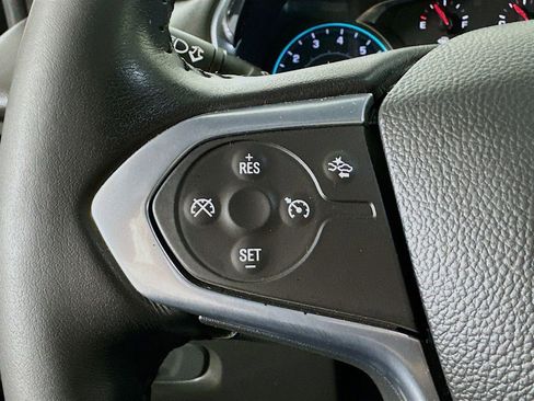 Used 2022 Chevrolet Traverse LT image 10