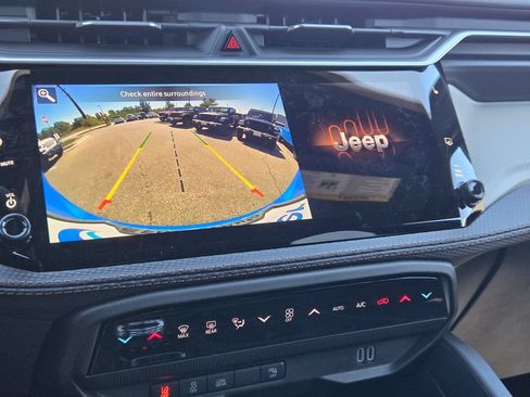 New 2026 Jeep Cherokee Limited AWD/4WD image 16
