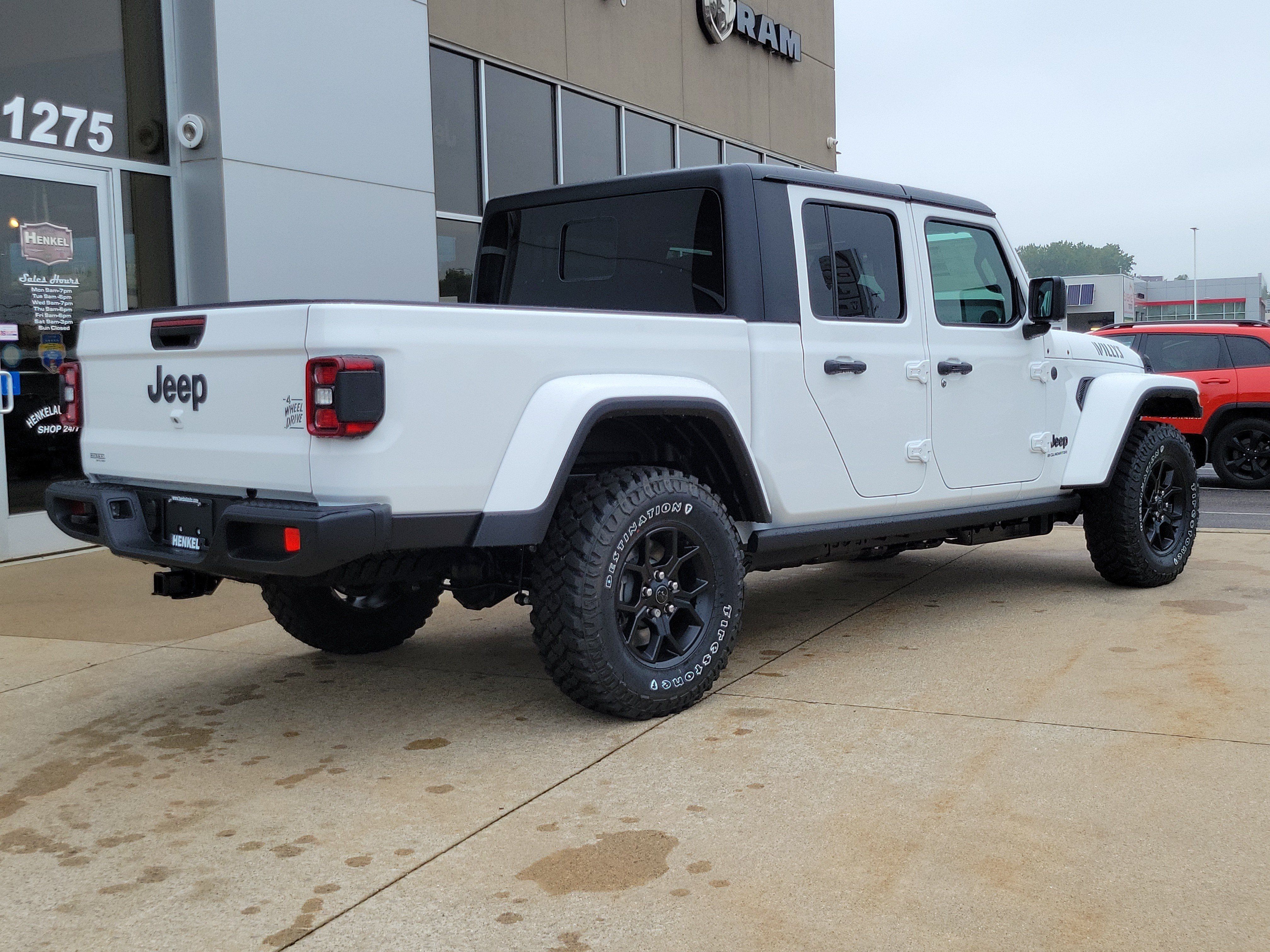 New 2027 Jeep Gladiator Sport AWD/4WD image 4
