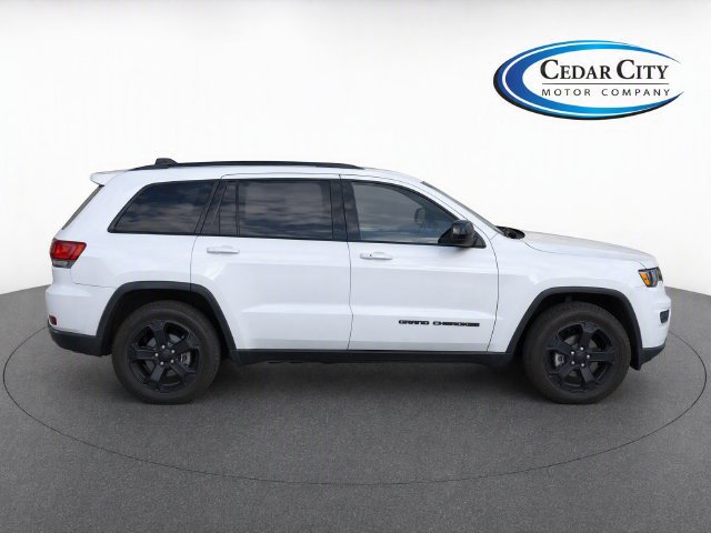 Used 2018 Jeep Grand Cherokee Laredo AWD/4WD image 7