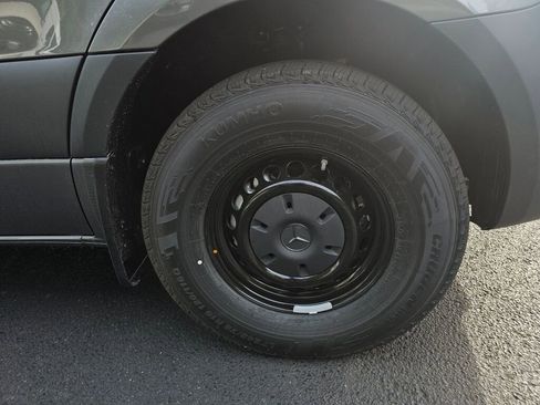 New 2025 Mercedes-Benz Sprinter 2500 image 18