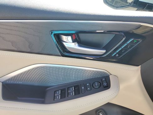 Certified 2024 Acura MDX SH-AWD w/ Advance Package image 25