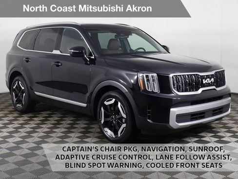 Used 2024 Kia Telluride EX w/ EX Captain's Chair Package image 1
