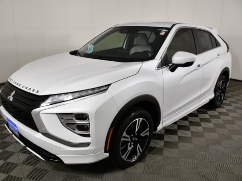 Used 2023 Mitsubishi Eclipse Cross SEL AWD/4WD image 10