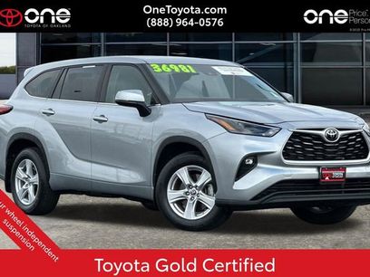 Certified 2023 Toyota Highlander LE
