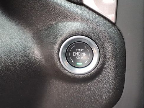 Used 2025 Chevrolet Silverado 1500 Custom w/ Turbomax Blackout Package AWD/4WD image 11