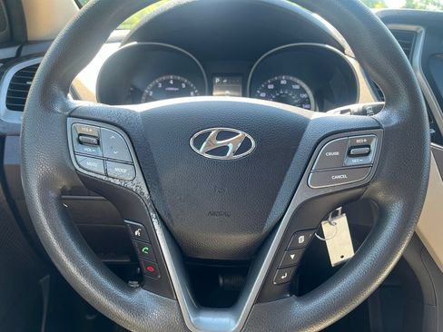 Used 2017 Hyundai Santa Fe Sport FWD image 20
