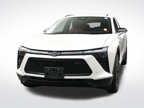 Used 2025 Chevrolet Blazer EV RS w/ Super Cruise Package AWD/4WD image 8