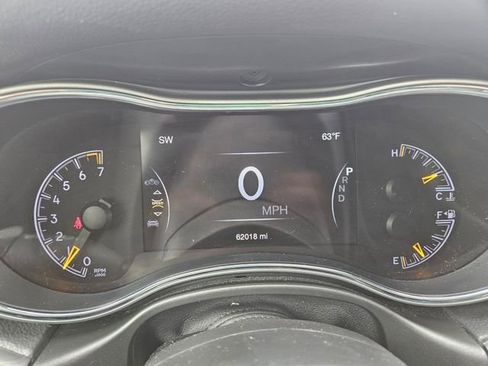 Used 2020 Jeep Grand Cherokee Limited w/ Luxury Group II image 15