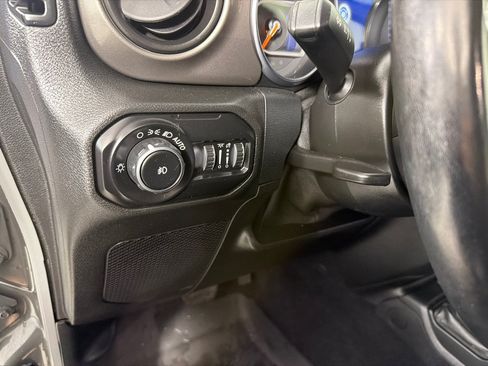 Used 2021 Jeep Wrangler Unlimited Sport AWD/4WD image 14