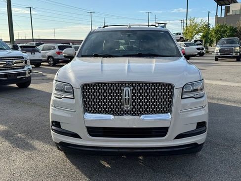 Used 2024 Lincoln Navigator L Reserve AWD/4WD image 4