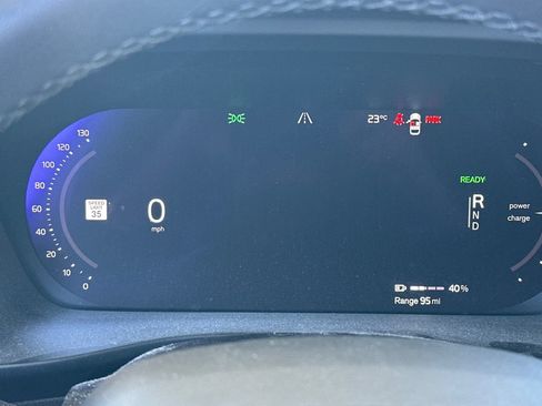 Used 2023 Volvo C40 P8 Recharge Plus AWD/4WD image 30