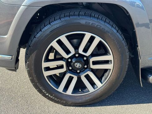 Used 2018 Toyota 4Runner Limited image 10
