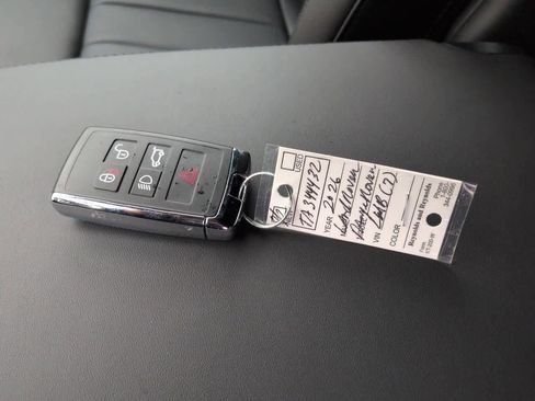 New 2026 Land Rover Range Rover Long Wheelbase SE image 37