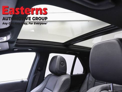 Used 2020 Mercedes-Benz GLE 350 w/ Premium Package image 34